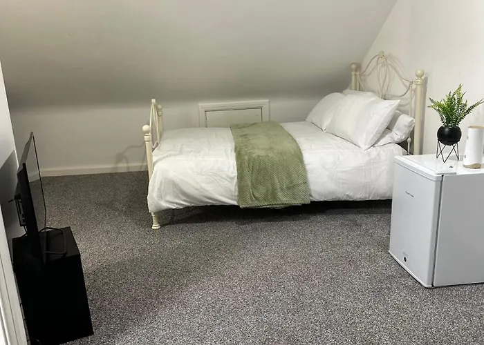 Geez Luxurious Lodge